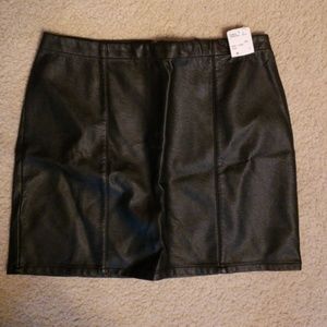 Faux leather miniskirt